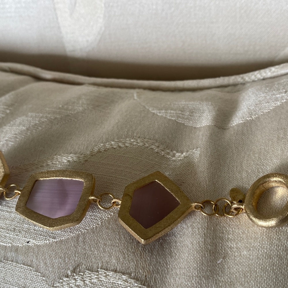 Gold-Tone Bracelet with Faceted Mauve Stones signed RL China Toggle Close